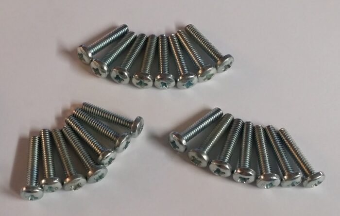 06-7309 - Pozi-Drive Screw Set - Engine Cover - Norton Mk3 - UK