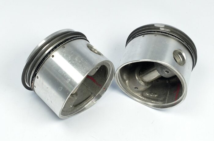 Piston Set - +.020" - Made in England - Hepolite - Image 3