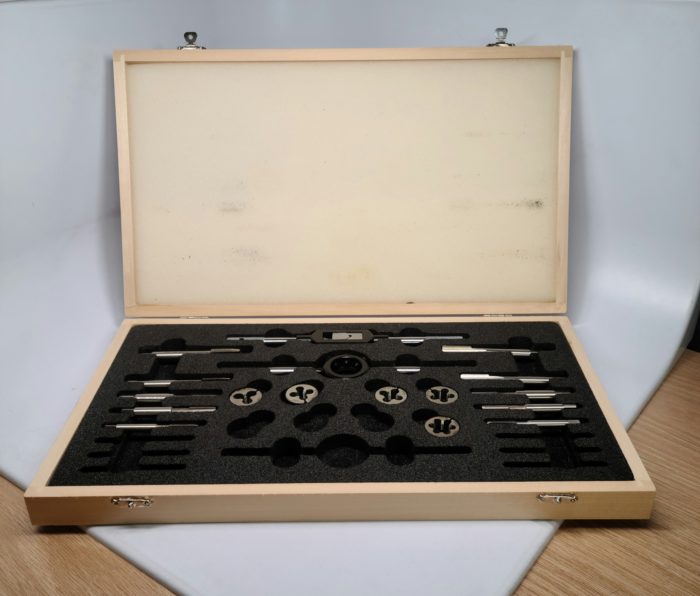 Tap & Die Set