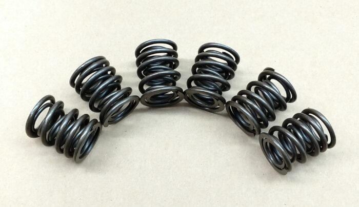 70-8787 / 70-8788 - Triumph / BSA Triple Valve Spring Set - UK