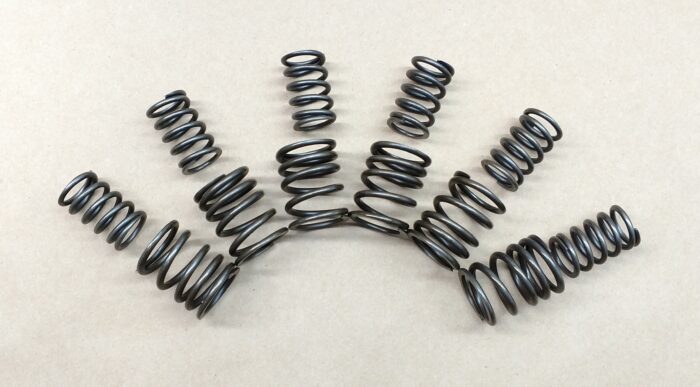 70-8787 / 70-8788 - Triumph / BSA Triple Valve Spring Set - UK - Image 2
