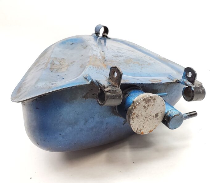 82-6877 - Used - Image 4