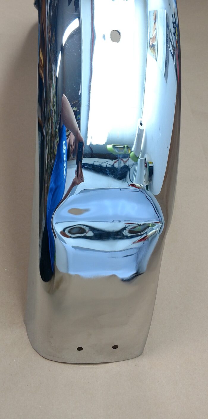 83-4805 - UK - Image 4
