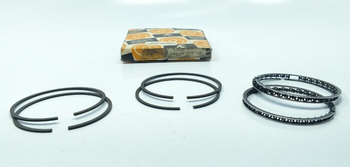 Norton Piston Ring Set - 750cc - Standard Size - Image 2