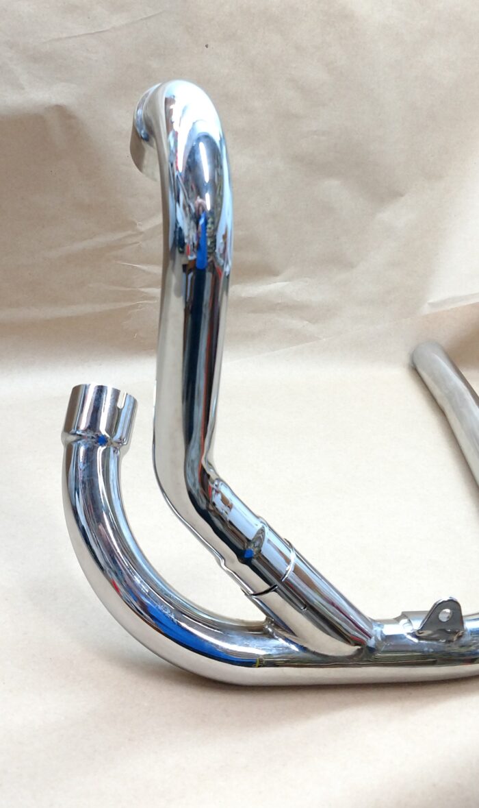 Triumph TR6 Low Siamese Exhaust - 2 into 1 - 1963 & On - UK - Image 4
