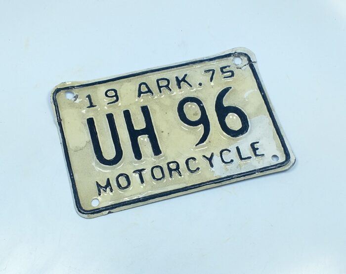 1975 Arkansas Vintage License Plate