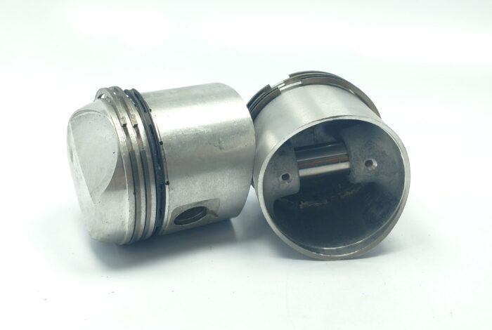 70-6899 + .010" - NOS - Triumph - Image 6