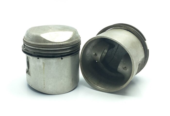 70-6908 +.020" - Piston Set - NOS Triumph - Image 8