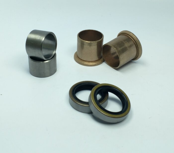 Norton Fork Bushing and Seal Set - Roadholder / Commando - UK - Image 2