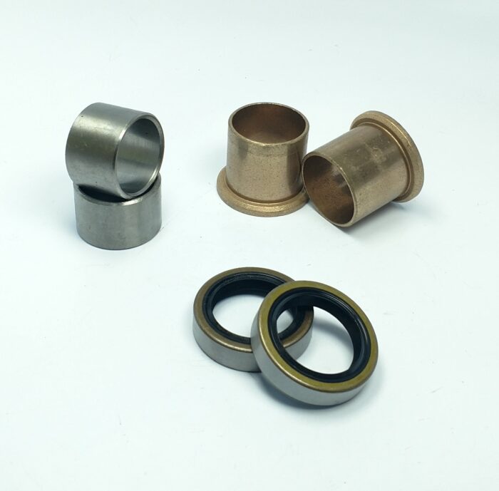 Norton Fork Bushing and Seal Set - Roadholder / Commando - UK