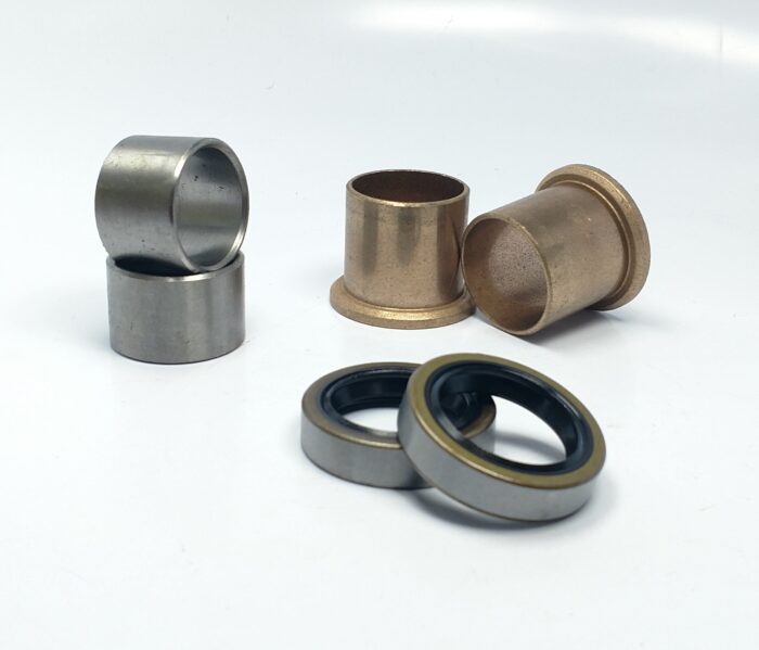 Norton Fork Bushing and Seal Set - Roadholder / Commando - UK - Image 3