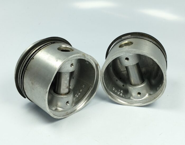 Piston Set - +.040" - Made in England - COVMO - Image 5