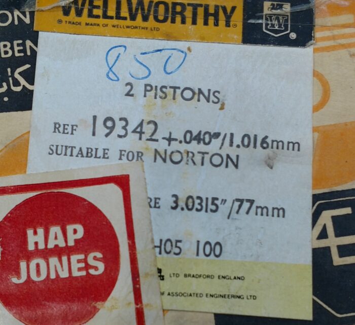 Used Piston Set +.040" - Norton 850cc - Wellworthy - Image 14