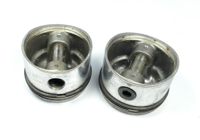 Used Piston Set +.040" - Norton 850cc - Wellworthy - Image 5