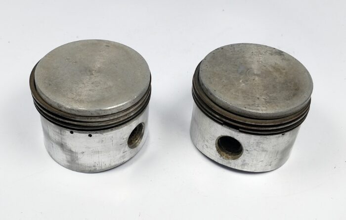 Used Piston Set +.040" - Norton 850cc - Wellworthy - Image 9