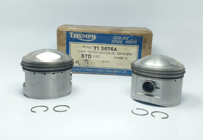 71-3676 - Standard Size - 8.5:1 - Made in England - NOS Triumph - Image 2