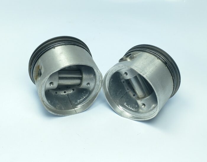 71-3676 - Standard Size - 8.5:1 - Made in England - NOS Triumph - Image 5