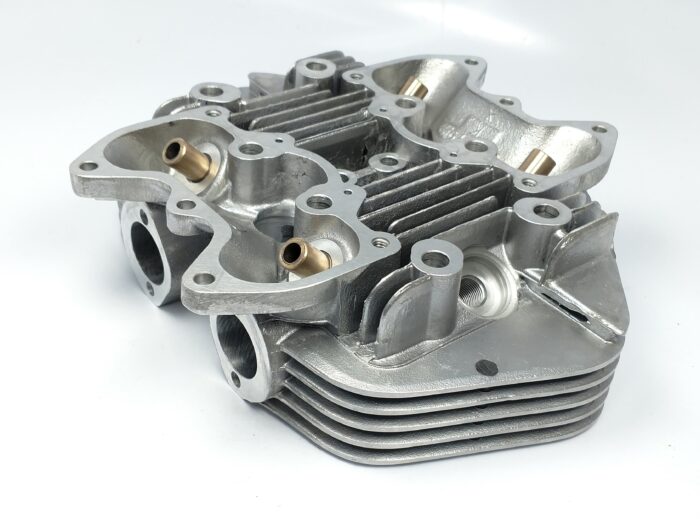 71-7505 - NEW - TR7 - Single Carb - Threaded Exhaust Ports - UK Made - Image 8