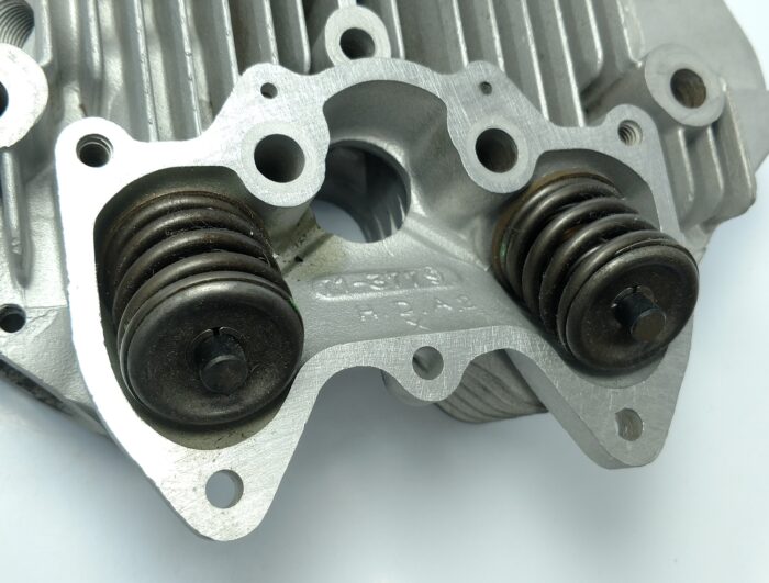 71-7505 - Professionally Rebuilt in USA - TR7 - Single Carb - Push-In Exhaust Ports - Image 2