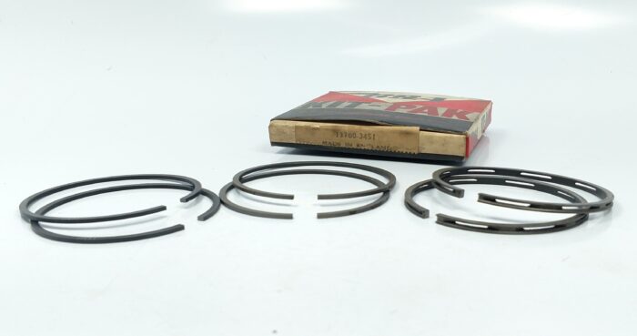 R17360 - Standard Size - BSA A50 - NOS BSA - Image 2