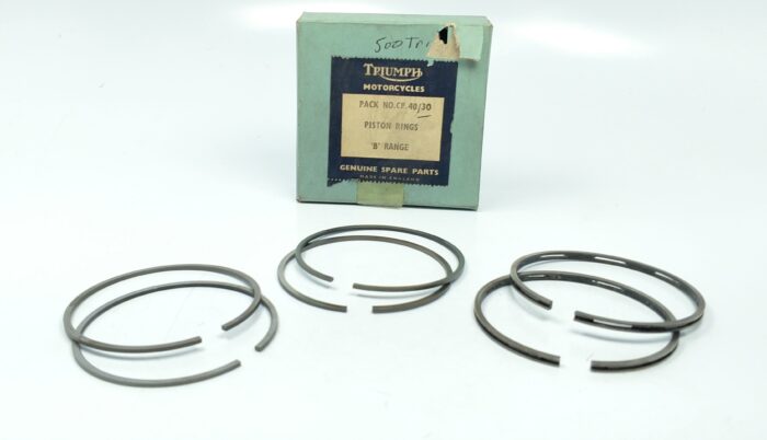 R13570 +.030" - Triumph - Unit 500cc - NOS - Triumph