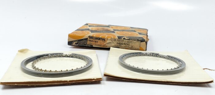 R18020 + .030" - NOS - UK - AE Hepolite - Image 2