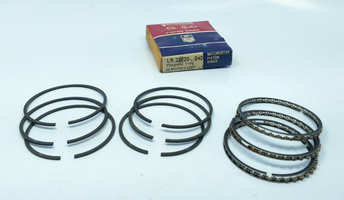 R23020 +.040" - BSA A75 750cc- NOS Wellworthy