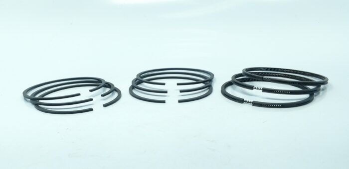 R23020 - Standard Size - BSA / Triumph Triples - 750cc - Goetze - Germany - Image 2