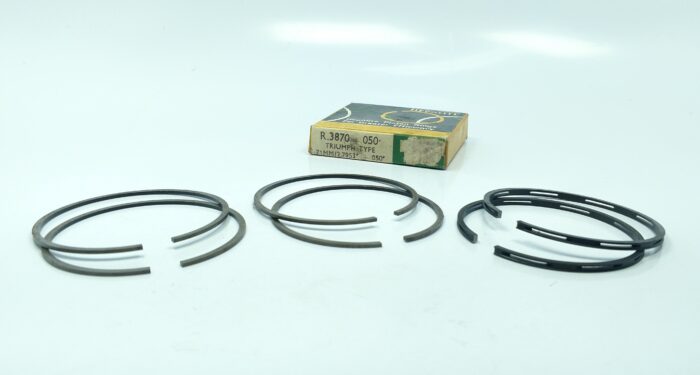 Triumph 650cc Piston Ring Set - +.050" - UK - Hepolite - Image 2