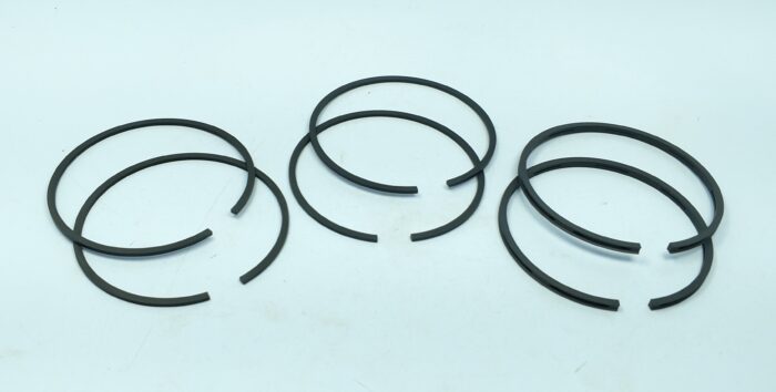 Triumph 650cc Piston Ring Set +.020" - New Hepolite Reproduction - Image 2