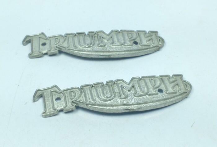 60-2569 - Set of Badges - UK Tank - Image 2
