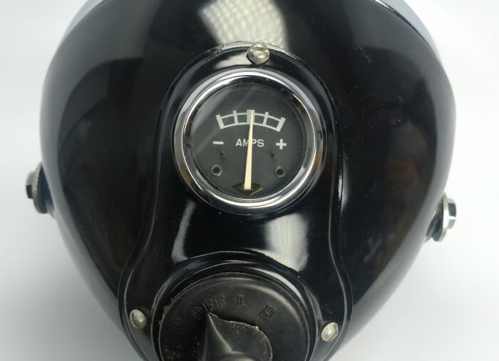 Complete 7" Headlight Assembly with Ammeter and Underslung Light - Lucas Type - SSU700 Style - India - Image 4