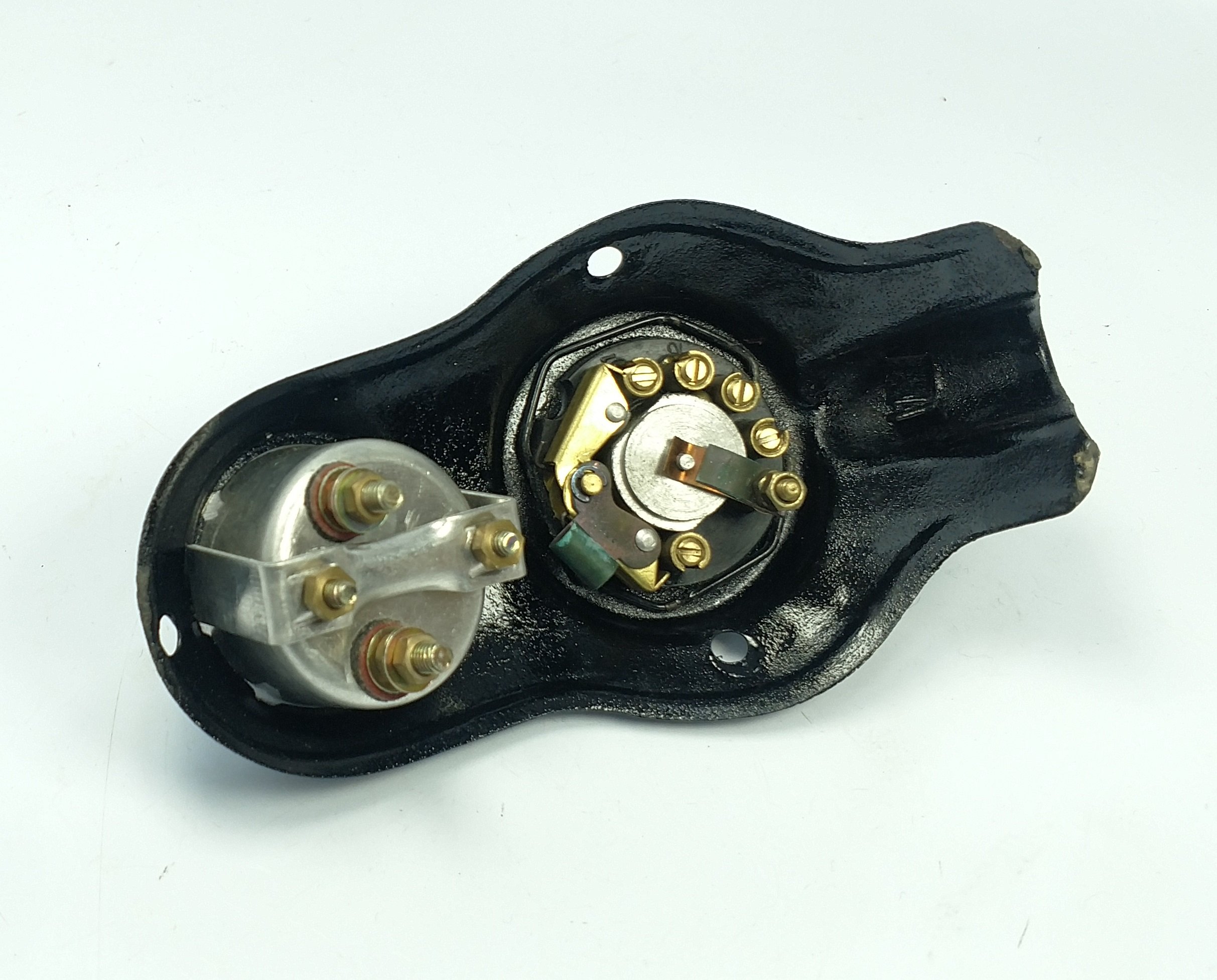 Headlight Switch Panel with Ammeter and Headlight Switch – Reproduction