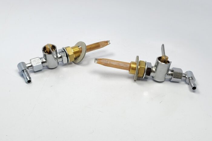 Triumph Flat Blade Petcock Set and BSA Gas Tank Adapter - With 90 Degree Elbow and 4 Sealing Washers - UK - Image 3