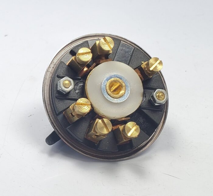 31371 - "Miller" Style Headlight Switch - UK - Image 3