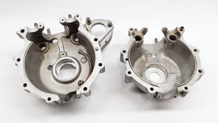 70-2892 / 70-2893 - Matching Engine Cases - 1951 6T - Image 7