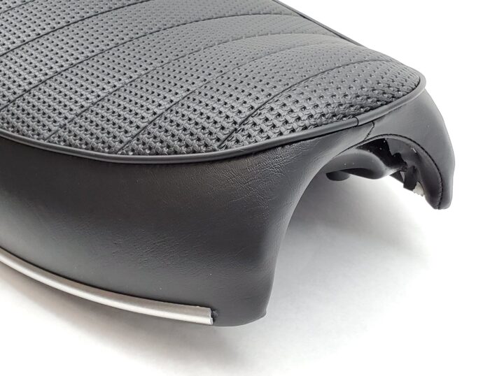 Vintage Look Seat for Hinkley Bonnevilles - UK - Image 7