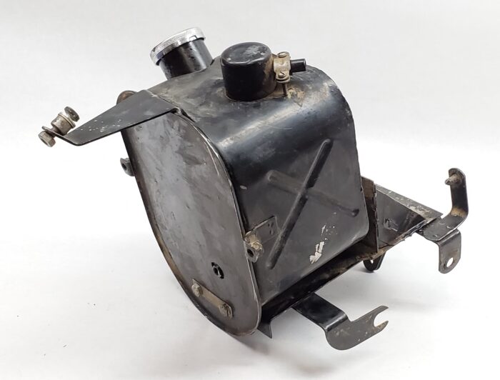 Used Norton Oil Tank / Battery Tray Assembly - Image 3