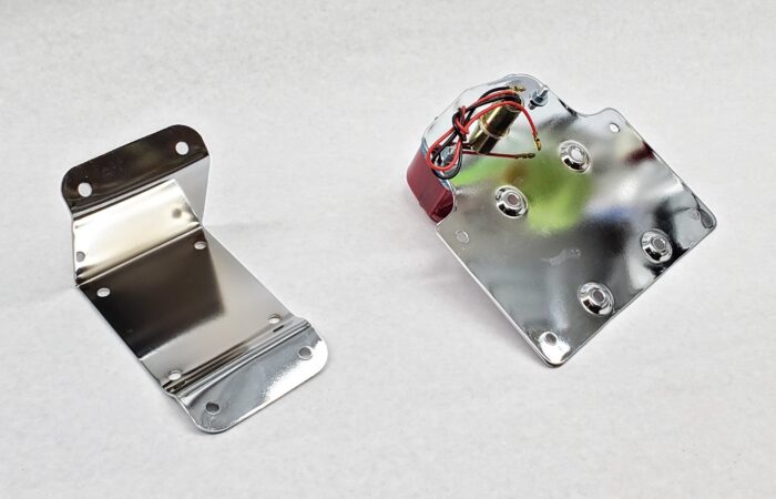 Tail Light Assembly with Fender Mount Bracket - Taiwan - EMGO - Image 3