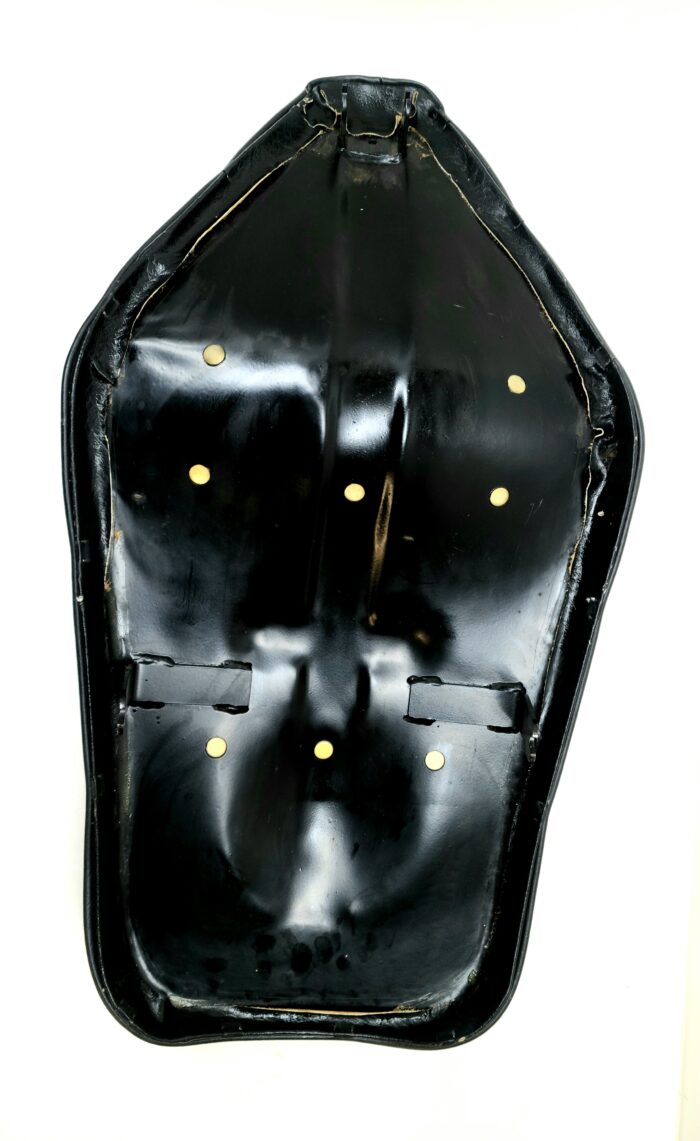 Velocette MAC 350 Seat - 1956-'58 - UK - R.K. Leighton - Image 3