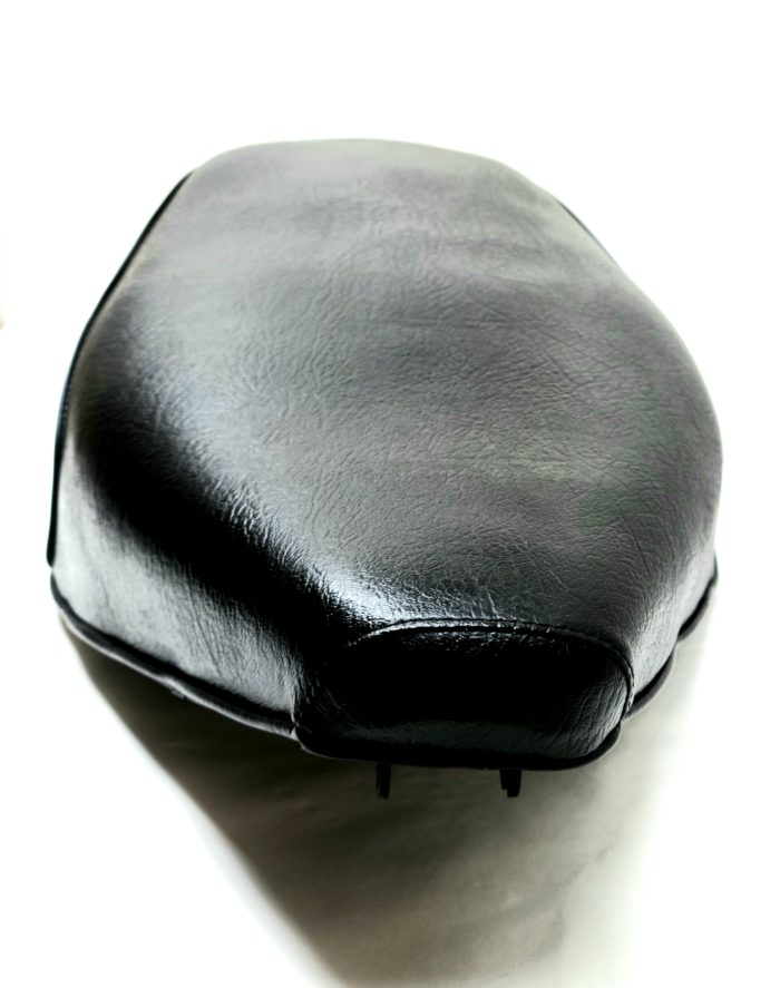 Velocette MAC 350 Seat - 1956-'58 - UK - R.K. Leighton