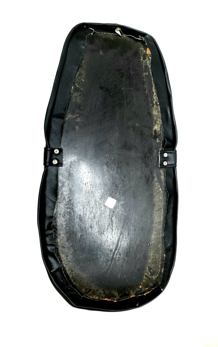 Ariel Leader Seat - UK - R.K. Leighton - Image 3