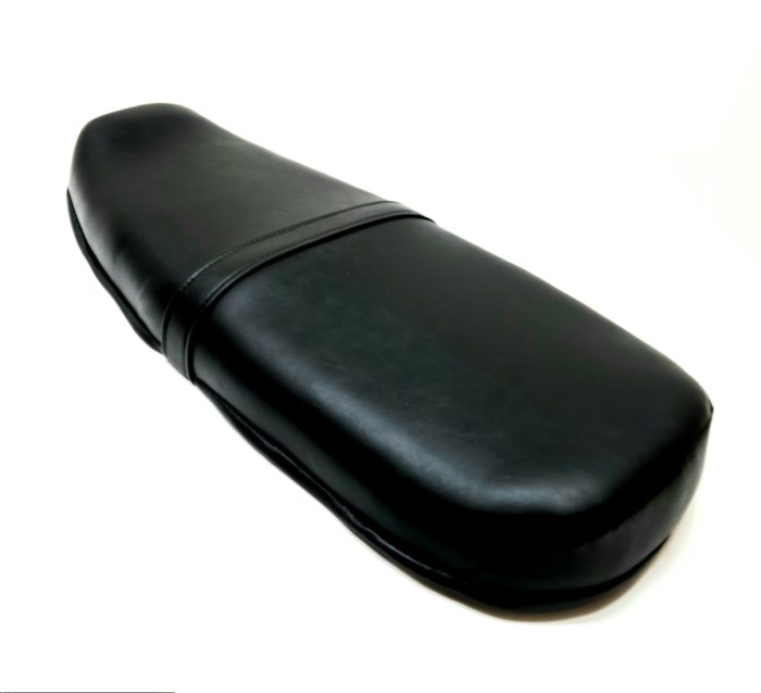 Ariel Leader Seat - UK - R.K. Leighton