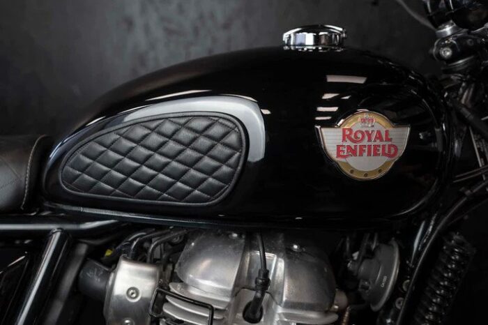 Leather Tank Pads, Black - INT650