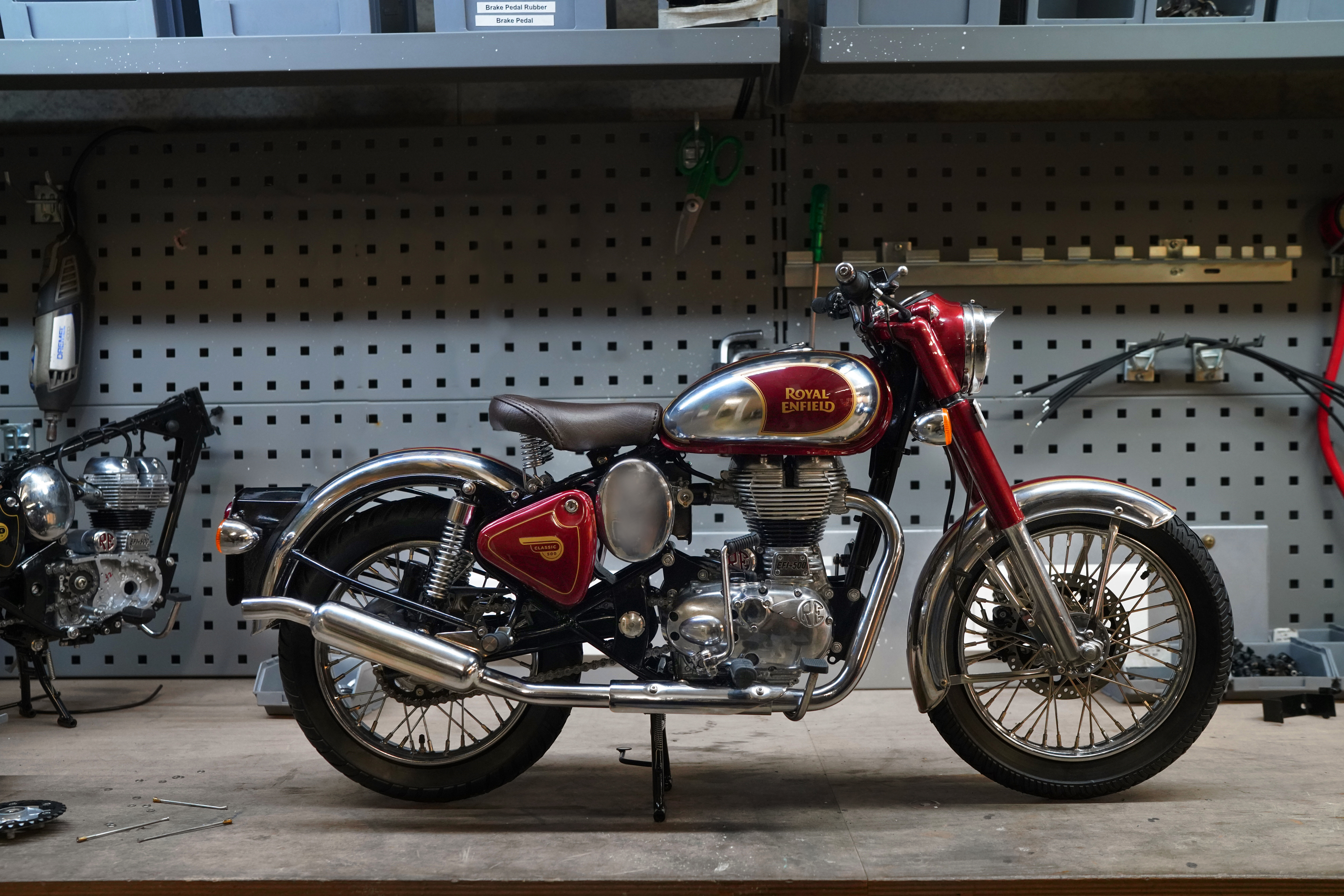 1:3 scale model